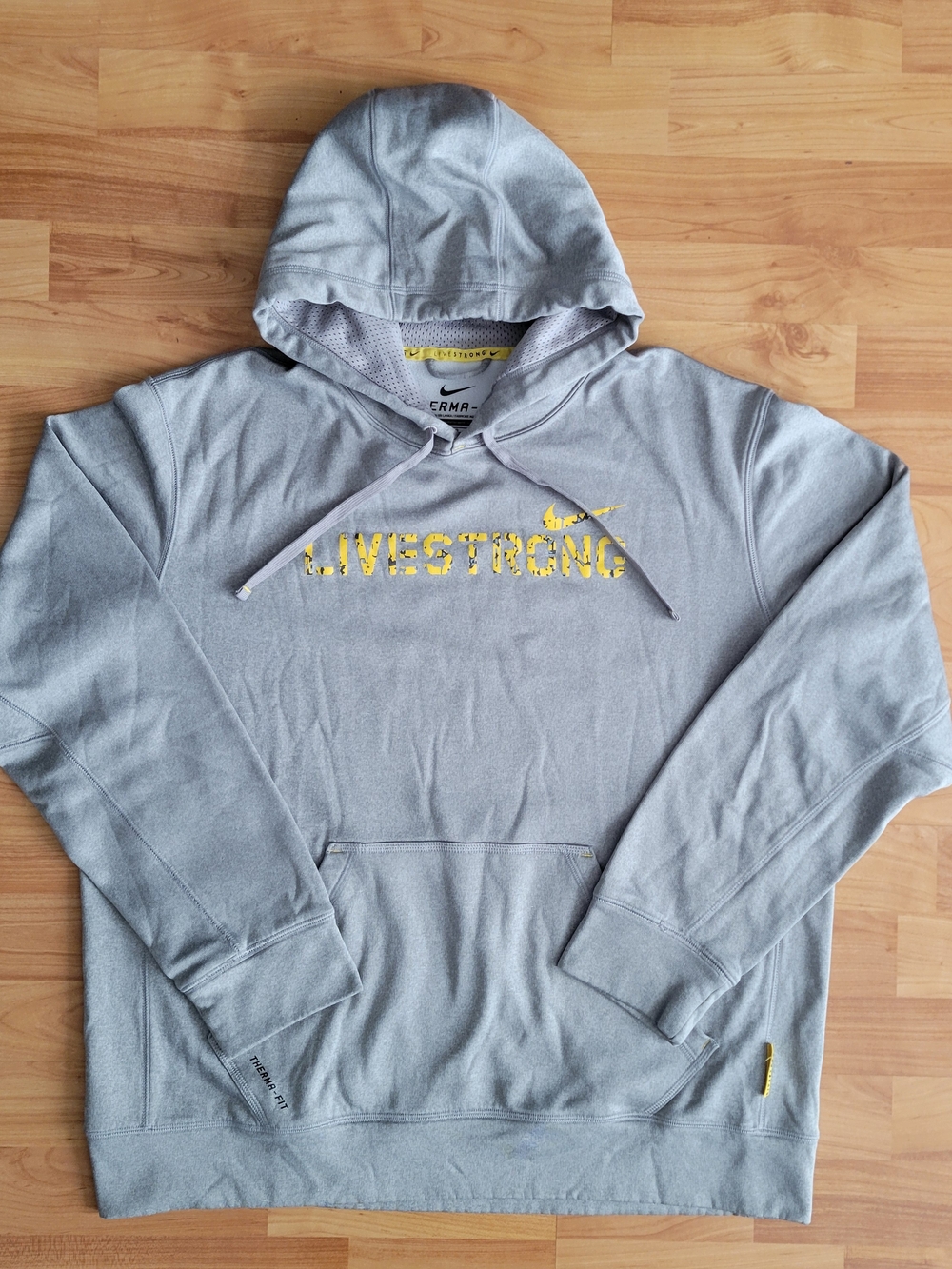 Nike LIVESTRONG Therma-Fit Gray Activewear Sporty Pullover Hoodie, Large